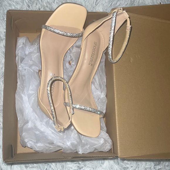 Shoe Dazzle Shoes - Beige high heels (new with box)
Size 5.5 US Women size